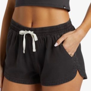 Billabong Shorts